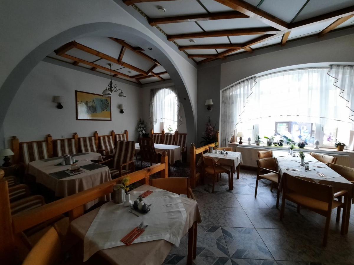 Hotel Koruna Jeseník Εξωτερικό φωτογραφία